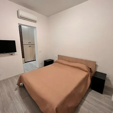 Apartment Magnifico Sole Mare 150 M Wifi Climatcontrol