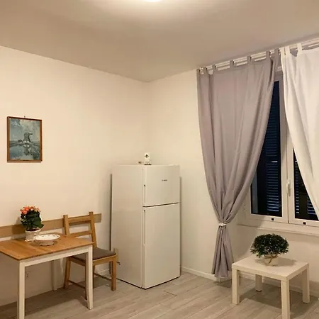 Apartment Magnifico Sole Mare 150 M Wifi Climatcontrol