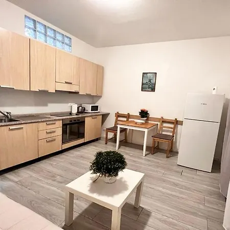 Apartment Magnifico Sole Mare 150 M Wifi Climatcontrol