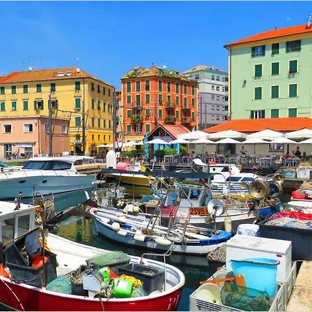 Magnifico Sole Mare 150 M Wifi Climatcontrol Apartment *